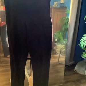 Black Capri pants size 4